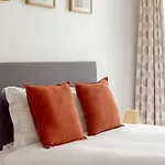 Beautiful 2 Bdr 6p Saint Germain Apartment *