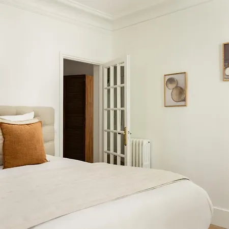Beautiful 2 Bdr 6p Saint Germain