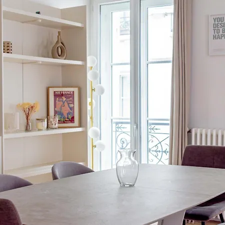 Апартаменты Beautiful 2 Bdr 6p Saint Germain Париж